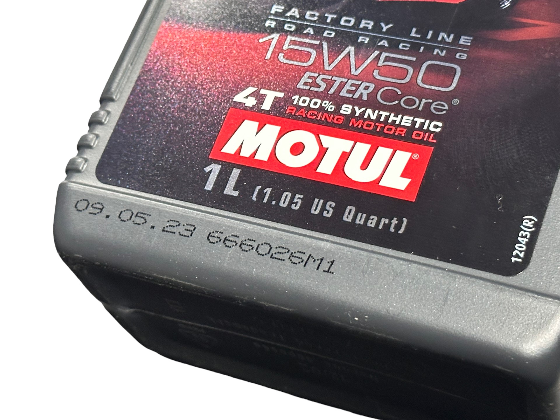 MOTUL 300V FL ROAD RACING 15W50 1L×4本入り Amazon.com: Motul 104129 Set of 4 300V Road Racing 15W-50